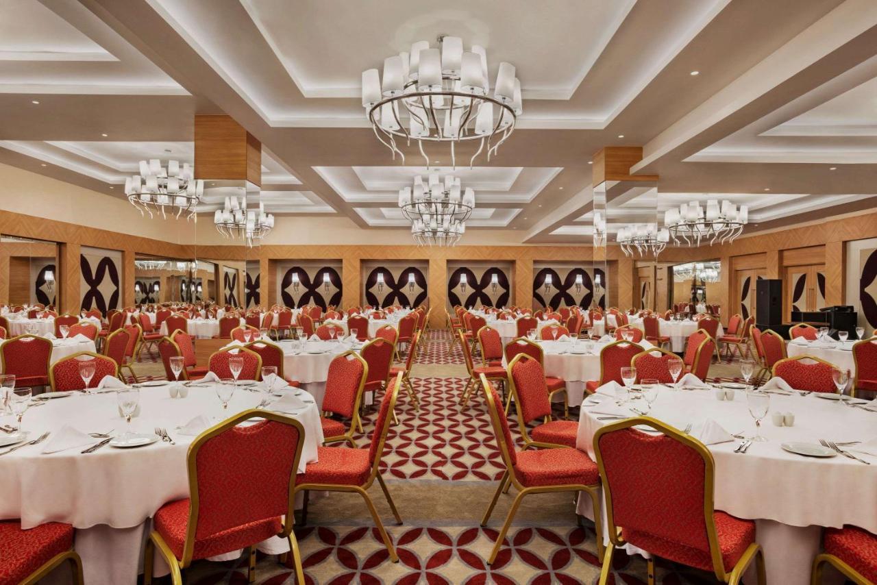 Ramada Plaza By Wyndham Rize Ξενοδοχείο Εξωτερικό φωτογραφία The ballroom at the hotel
