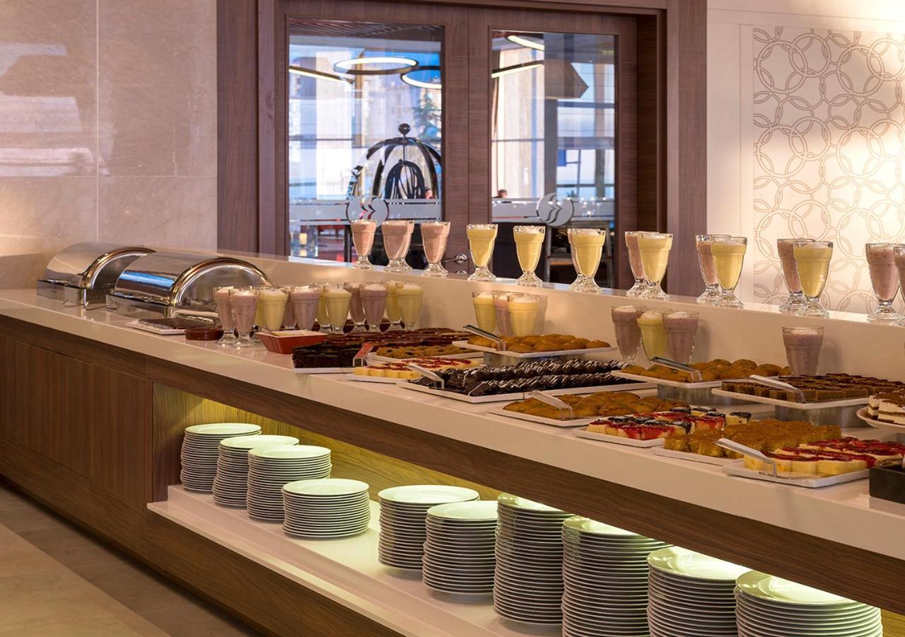 Ramada Plaza By Wyndham Rize Ξενοδοχείο Εξωτερικό φωτογραφία A buffet at a hotel